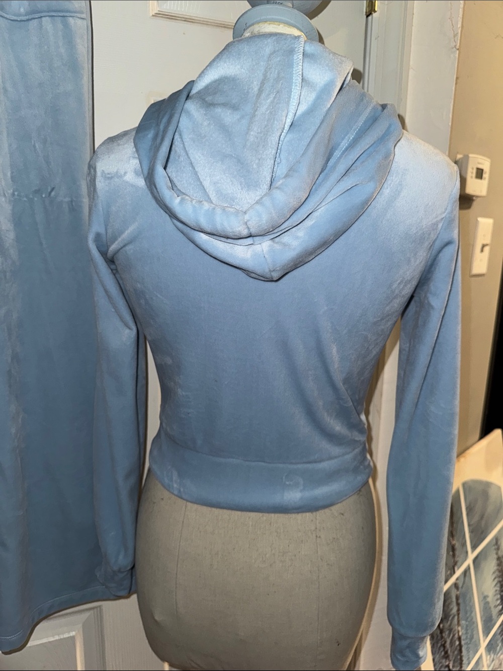No Boundaries Light Blue Plush Velour Flare Pants & Zip Hoodie Set - Picture 5 of 8